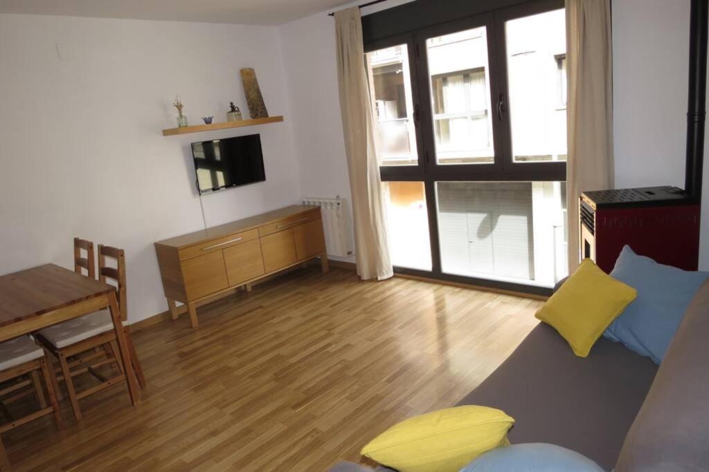 Apartamento Siente Sobrarbe En Ainsa Bagian luar foto