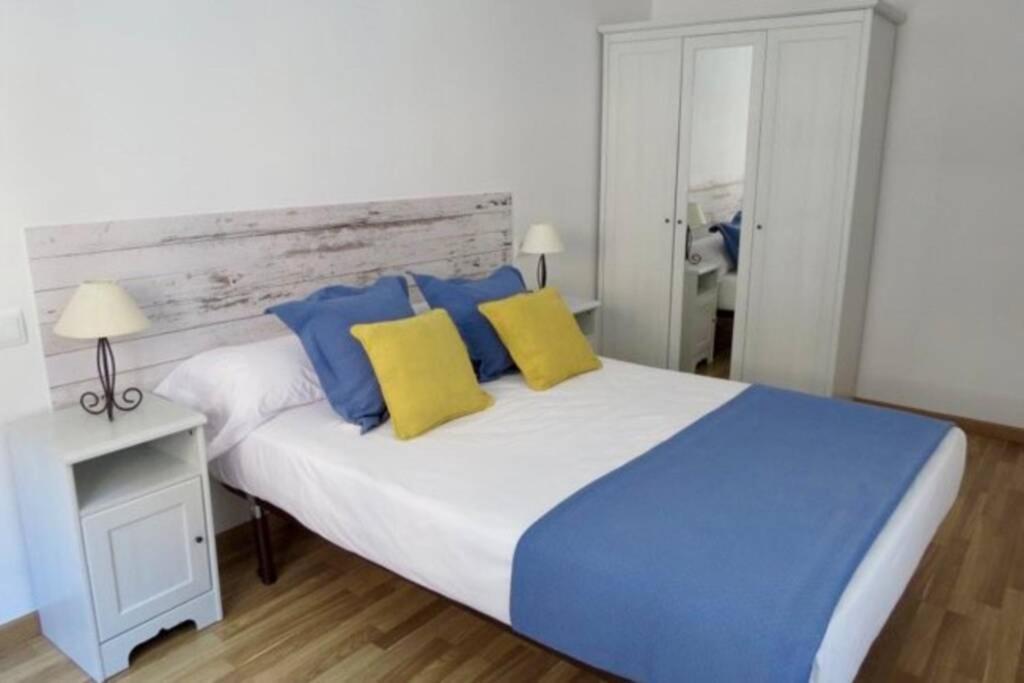 Apartamento Siente Sobrarbe En Ainsa Bagian luar foto